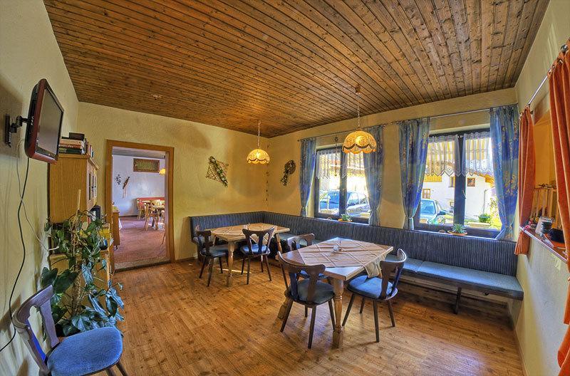 Haus Vroni Guest House Tannheim Luaran gambar
